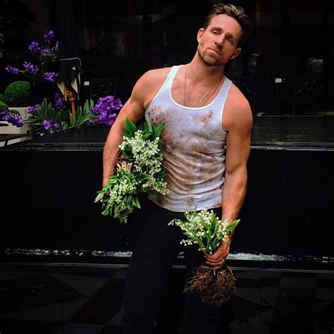 Jeff leatham - Oct 28, 2017 · By Suzannah Weiss. October 28, 2017. Seven months after getting engaged, Colton Haynes married florist and Four Seasons artistic director Jeff Leatham on Friday, October 27, People reports. Kris ... 